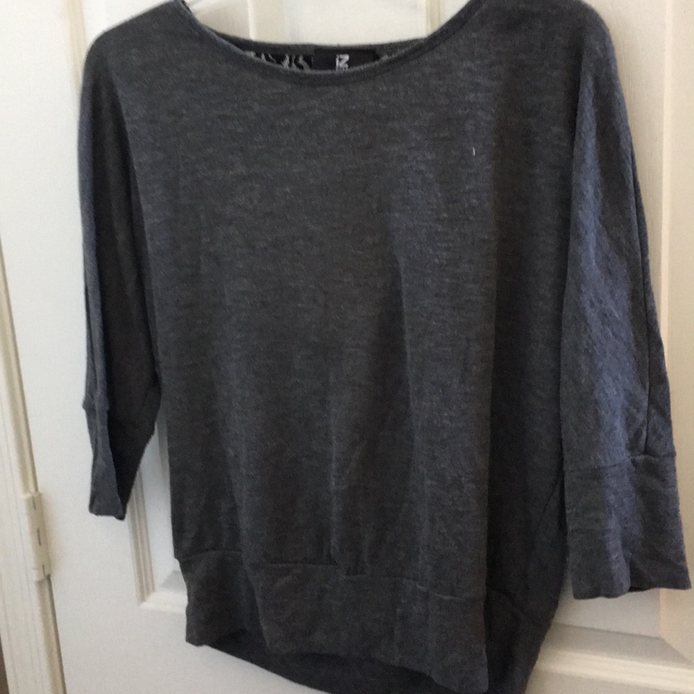 FINAL MARKDOWN Ladies’ iz byer Top (M)
